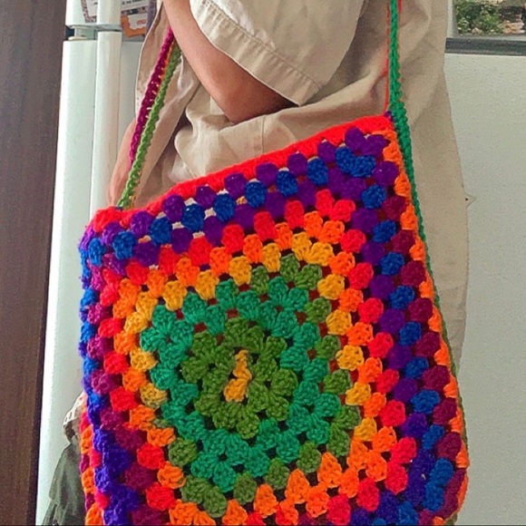 Handmade crochet bag in rainbow color - Picture 2 of 2